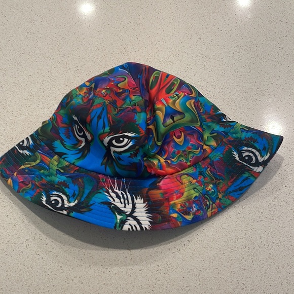 Colorful bucket hat - Picture 3 of 5